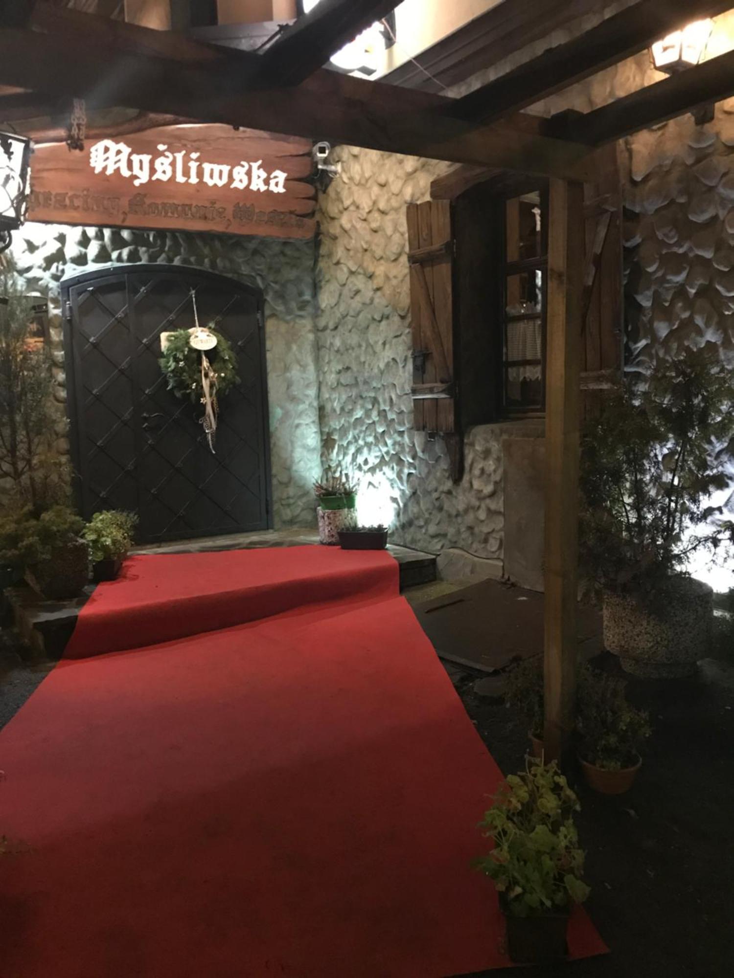 Zajazd Mysliwska Walidrogi Exteriér fotografie
